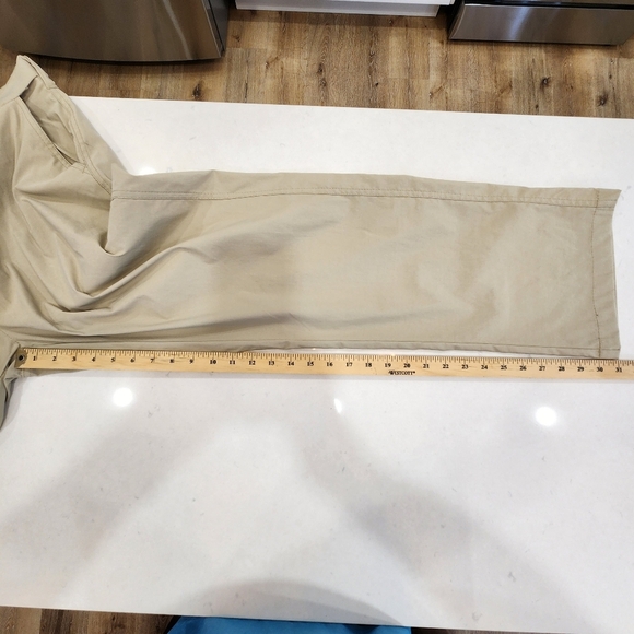 UB TECH Mens Pants Classic Fit Cream Nylon Hiking Golf Mens 38x32 (Actual 38x31) - Picture 12 of 14